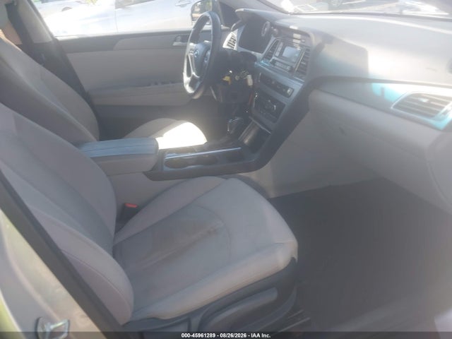 45961289 :رقم المزاد ، 5NPE24AF3FH165563 vin ، 2015 Hyundai Sonata Se مزاد بيع
