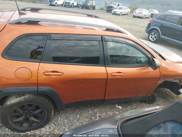 2016 Jeep Cherokee Trailhawk მანქანა იყიდება აუქციონზე, vin: 1C4PJMBS2GW188738, აუქციონის ნომერი: 45961293