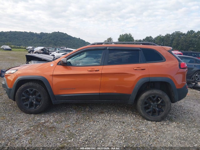 2016 Jeep Cherokee Trailhawk მანქანა იყიდება აუქციონზე, vin: 1C4PJMBS2GW188738, აუქციონის ნომერი: 45961293