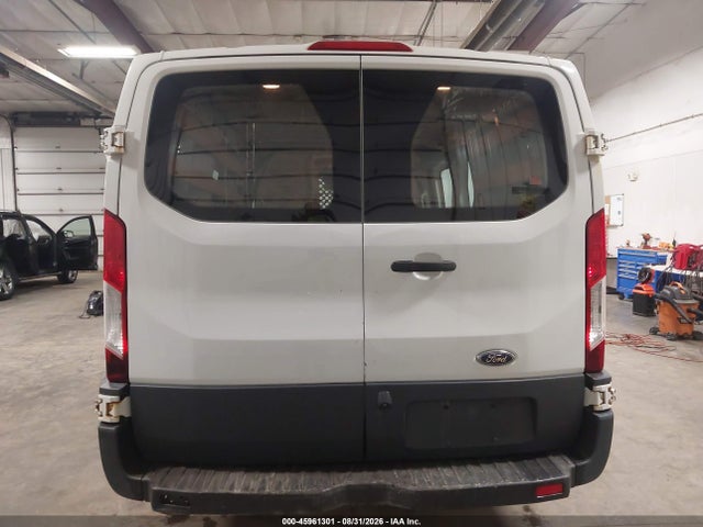 45961301 :رقم المزاد ، 1FTYR1ZM4GKB34674 vin ، 2016 Ford Transit-250 مزاد بيع