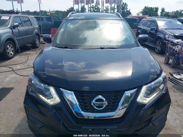 Auction sale of the 2017 Nissan Rogue Sv, vin: JN8AT2MV4HW006927, lot number: 45961325