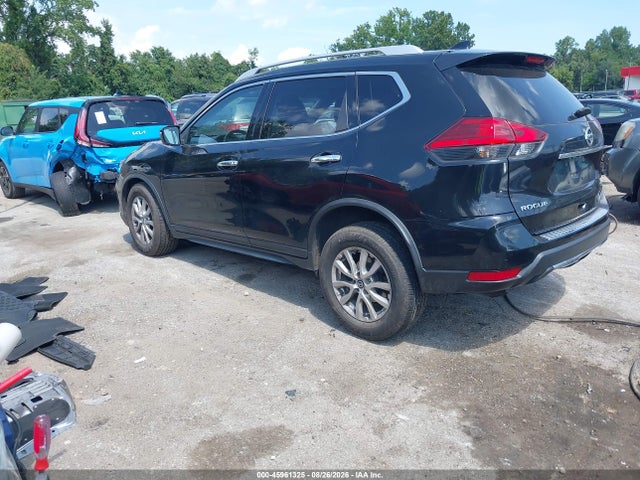 Auction sale of the 2017 Nissan Rogue Sv, vin: JN8AT2MV4HW006927, lot number: 45961325