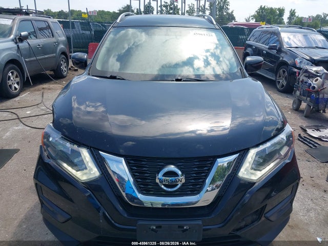 Auction sale of the 2017 Nissan Rogue Sv, vin: JN8AT2MV4HW006927, lot number: 45961325