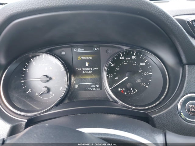 Auction sale of the 2017 Nissan Rogue Sv, vin: JN8AT2MV4HW006927, lot number: 45961325