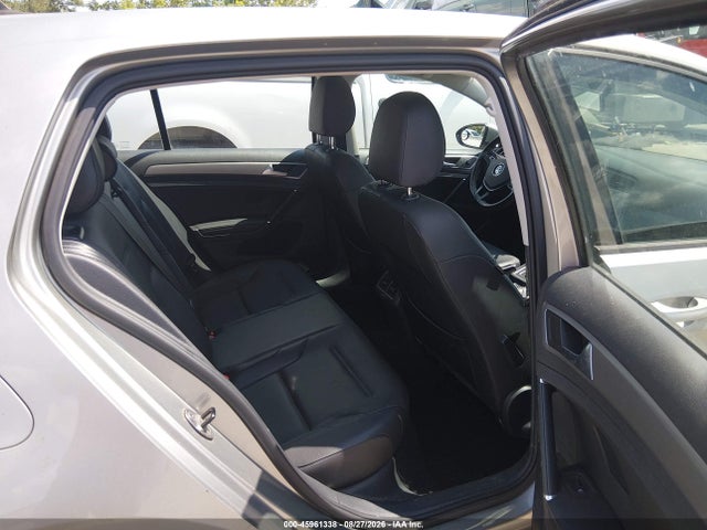 2015 Volkswagen Golf Tsi Se 4-door მანქანა იყიდება აუქციონზე, vin: 3VW217AU8FM069277, აუქციონის ნომერი: 45961338