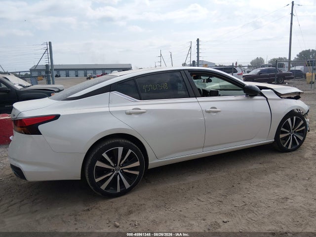 Продажа на аукционе авто 2020 Nissan Altima Sr Intelligent Awd, vin: 1N4BL4CW5LC180320, номер лота: 45961348