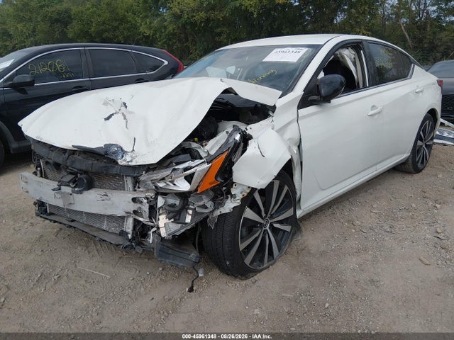 Продажа на аукционе авто 2020 Nissan Altima Sr Intelligent Awd, vin: 1N4BL4CW5LC180320, номер лота: 45961348