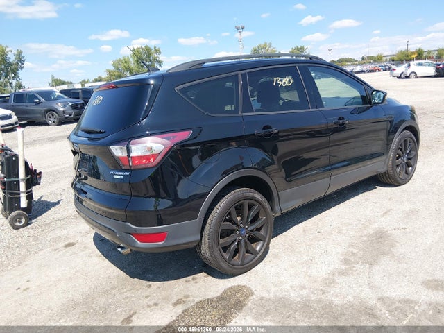 Ford Escape Titanium 2017 1FMCU9JD6HUE66877 Image 4