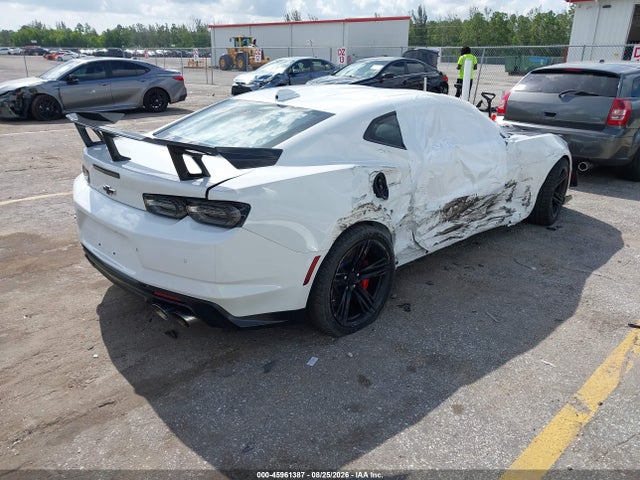 Продаж на аукціоні авто 2021 Chevrolet Camaro Rwd  Zl1, vin: 1G1FK1R6XM0101417, номер лоту: 45961387