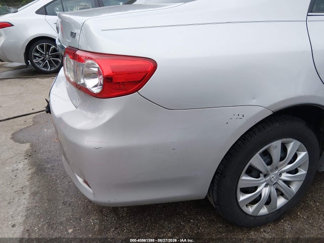 Продажа на аукционе авто 2013 Toyota Corolla Le, vin: 2T1BU4EE7DC951137, номер лота: 45961398