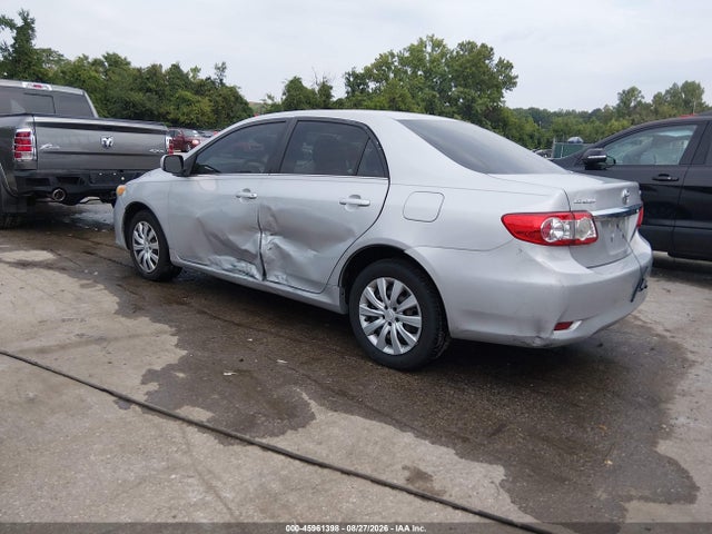Продажа на аукционе авто 2013 Toyota Corolla Le, vin: 2T1BU4EE7DC951137, номер лота: 45961398