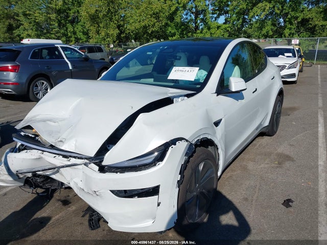 Продажа на аукционе авто 2026 Tesla Model Y, vin: 7SAYGDEE8TF639682, номер лота: 45961437