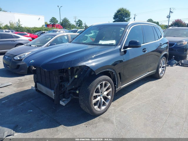 45961449 :رقم المزاد ، 5UXCR6C07M9G15620 vin ، 2021 Bmw X5 Xdrive40i مزاد بيع