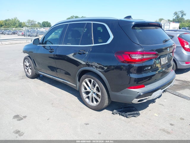 45961449 :رقم المزاد ، 5UXCR6C07M9G15620 vin ، 2021 Bmw X5 Xdrive40i مزاد بيع