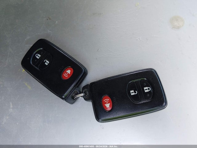 45961455 :رقم المزاد ، JTDZN3EU1E3304210 vin ، 2014 Toyota Prius V Two مزاد بيع