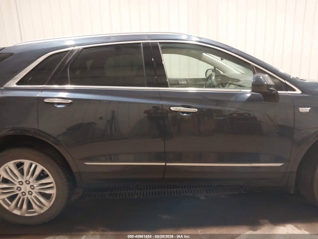 45961458 :رقم المزاد ، 1GYKNFRSXKZ109009 vin ، 2019 Cadillac Xt5 Premium Luxury مزاد بيع