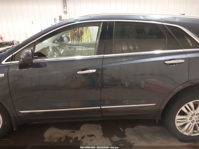 45961458 :رقم المزاد ، 1GYKNFRSXKZ109009 vin ، 2019 Cadillac Xt5 Premium Luxury مزاد بيع
