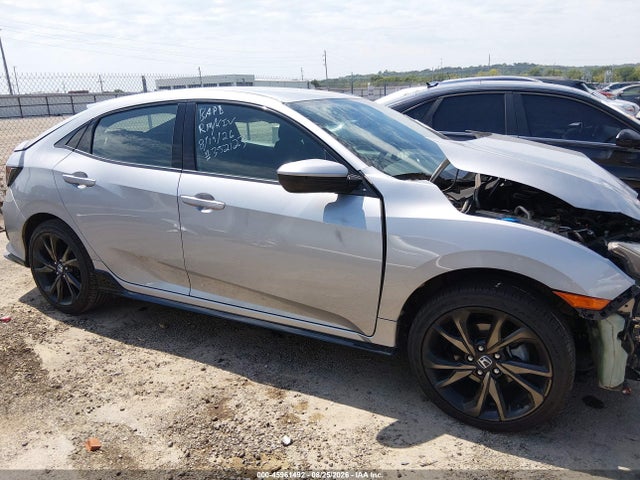 45961492 :رقم المزاد ، SHHFK7H48JU203837 vin ، 2018 Honda Civic Sport مزاد بيع