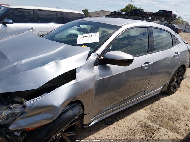 45961492 :رقم المزاد ، SHHFK7H48JU203837 vin ، 2018 Honda Civic Sport مزاد بيع