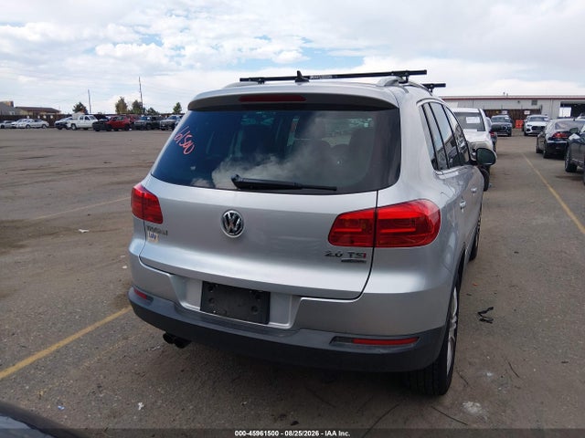 2015 Volkswagen Tiguan Sel მანქანა იყიდება აუქციონზე, vin: WVGBV7AX0FW511482, აუქციონის ნომერი: 45961500
