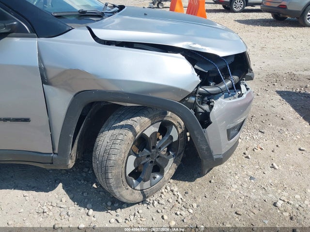 2019 Jeep Compass Altitude 4x4 მანქანა იყიდება აუქციონზე, vin: 3C4NJDBBXKT621292, აუქციონის ნომერი: 45961501