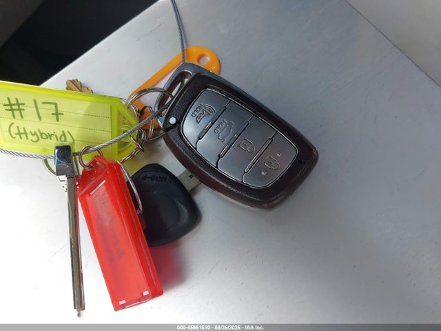 KMHE14L22KA089151 Hyundai SONATA PLUG-IN HYBRID