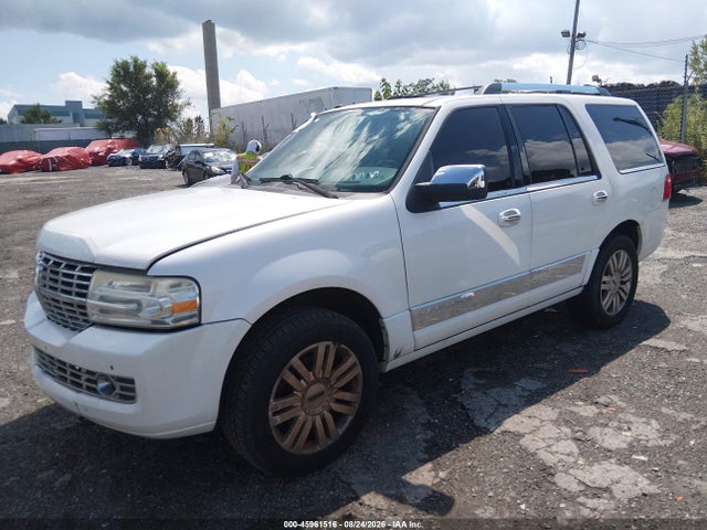 Продаж на аукціоні авто 2011 Lincoln Navigator, vin: 5LMJJ2J52BEJ09615, номер лоту: 45961516