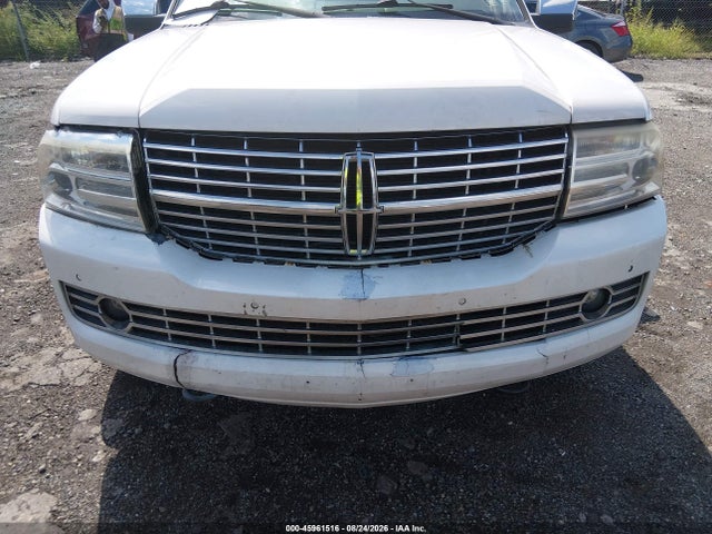 Продаж на аукціоні авто 2011 Lincoln Navigator, vin: 5LMJJ2J52BEJ09615, номер лоту: 45961516
