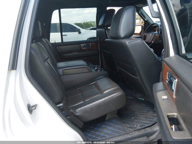 Продаж на аукціоні авто 2011 Lincoln Navigator, vin: 5LMJJ2J52BEJ09615, номер лоту: 45961516