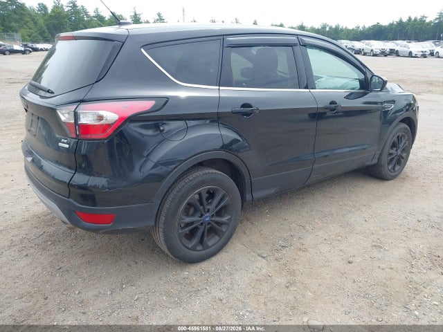 Ford ESCAPE SE 2017 1FMCU0GDXHUE23033 Image 4
