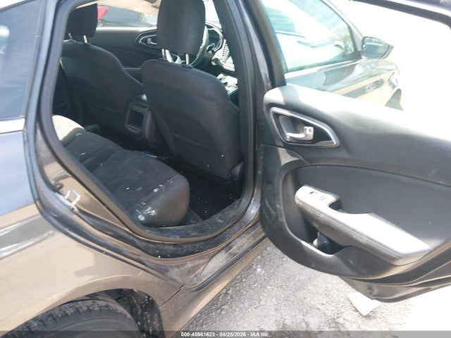 Aukcja sprzedaży 2015 Chrysler 200 Limited, vin: 1C3CCCAB4FN677736, numer aukcji: 45961623