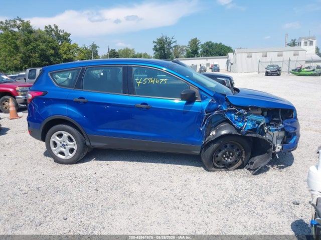 2017 Ford Escape S მანქანა იყიდება აუქციონზე, vin: 1FMCU0F76HUF04669, აუქციონის ნომერი: 45961675