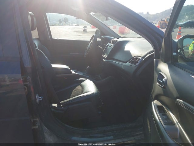 45961727 :رقم المزاد ، 3C4PDDGG3JT388746 vin ، 2018 Dodge Journey Crossroad Awd مزاد بيع