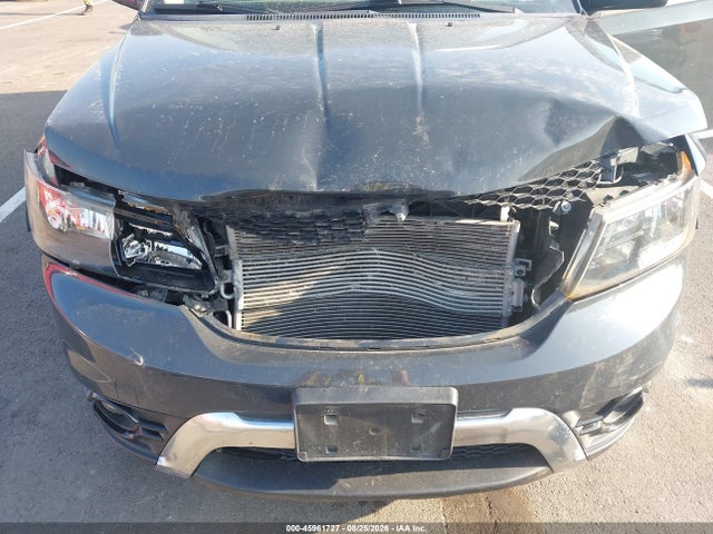45961727 :رقم المزاد ، 3C4PDDGG3JT388746 vin ، 2018 Dodge Journey Crossroad Awd مزاد بيع