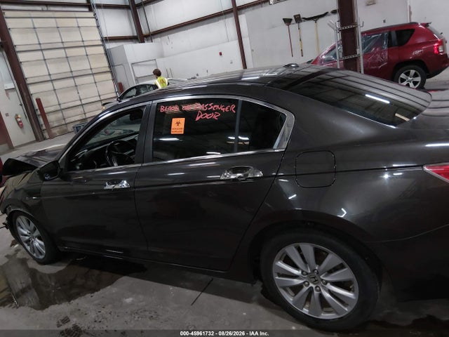 2011 Honda Accord 3.5 Ex-l მანქანა იყიდება აუქციონზე, vin: 1HGCP3F84BA008639, აუქციონის ნომერი: 45961732