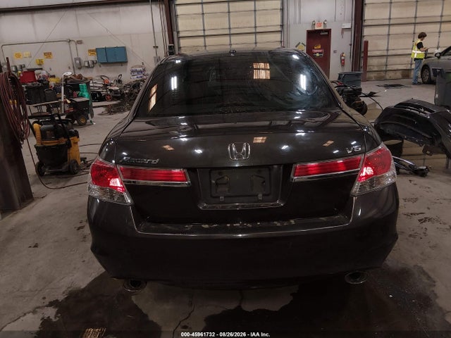 2011 Honda Accord 3.5 Ex-l მანქანა იყიდება აუქციონზე, vin: 1HGCP3F84BA008639, აუქციონის ნომერი: 45961732