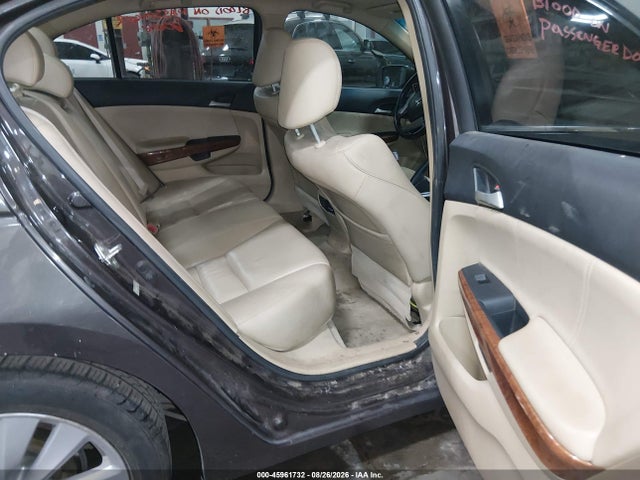 2011 Honda Accord 3.5 Ex-l მანქანა იყიდება აუქციონზე, vin: 1HGCP3F84BA008639, აუქციონის ნომერი: 45961732