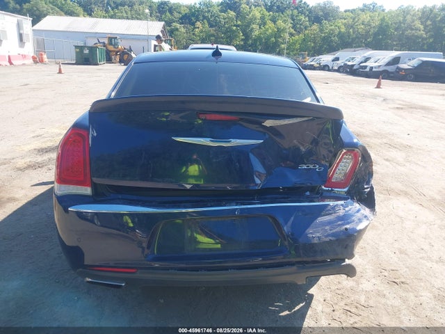 45961746 :رقم المزاد ، 2C3CCAET0FH756692 vin ، 2015 Chrysler 300c مزاد بيع