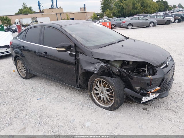 45961759 :رقم المزاد ، 1FAHP3J22CL315861 vin ، 2012 Ford Focus Titanium مزاد بيع