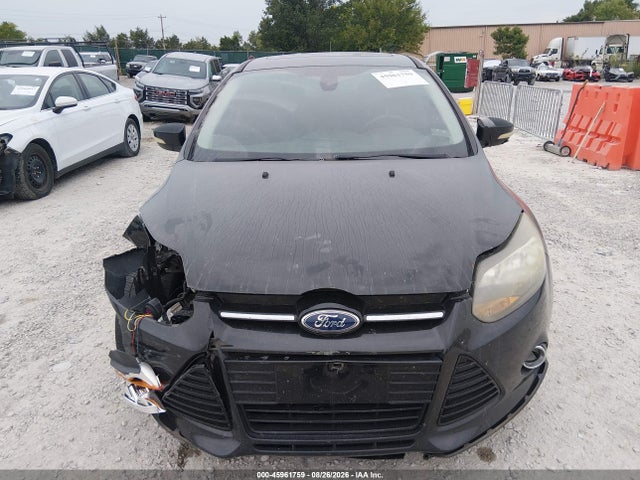 45961759 :رقم المزاد ، 1FAHP3J22CL315861 vin ، 2012 Ford Focus Titanium مزاد بيع