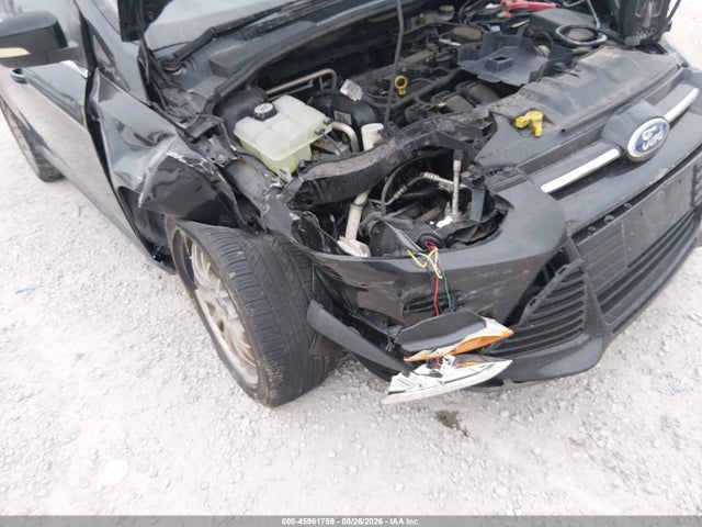 45961759 :رقم المزاد ، 1FAHP3J22CL315861 vin ، 2012 Ford Focus Titanium مزاد بيع