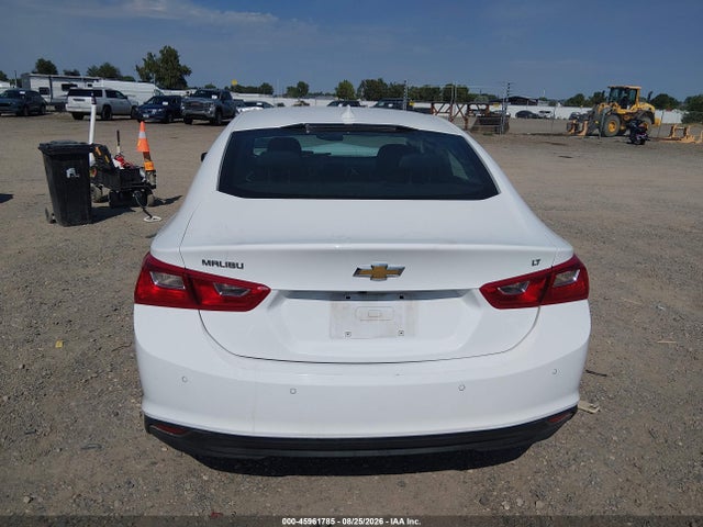 1G1ZD5ST1SF157321 Chevrolet Malibu Fwd 1lt
