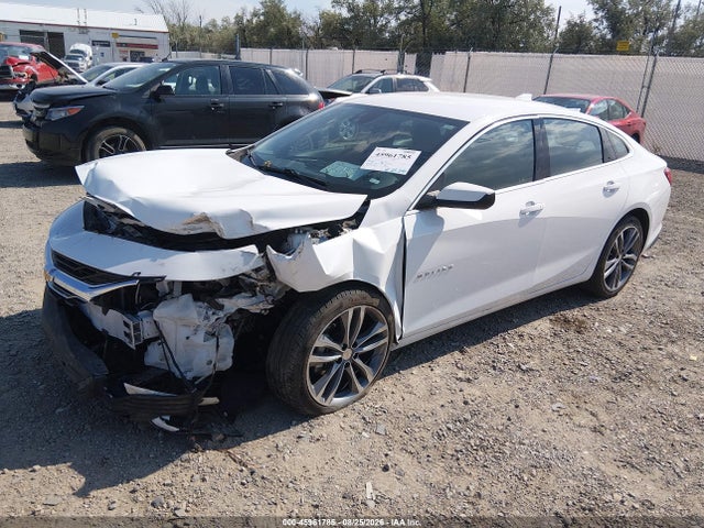 1G1ZD5ST1SF157321 Chevrolet Malibu Fwd 1lt