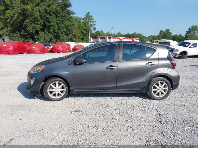 Продажа на аукционе авто 2017 Toyota Prius C One, vin: JTDKDTB35H1592748, номер лота: 45961807