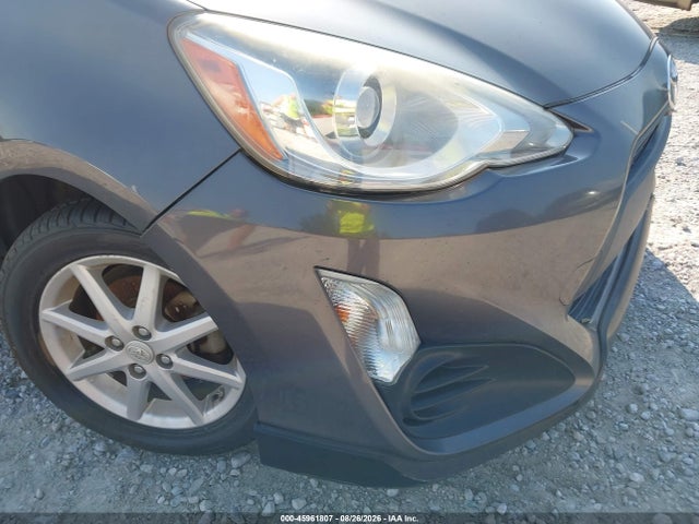 Продажа на аукционе авто 2017 Toyota Prius C One, vin: JTDKDTB35H1592748, номер лота: 45961807