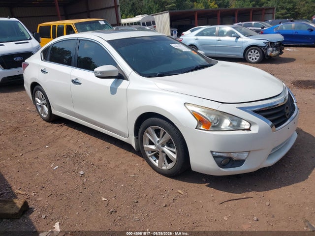 Auction sale of the 2014 Nissan Altima 2.5/s/sv/sl, vin: 1N4AL3APXEN366086, lot number: 45961817