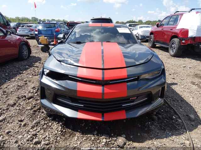 45961836 :رقم المزاد ، 1G1FB1RSXJ0118064 vin ، 2018 Chevrolet Camaro 1lt مزاد بيع