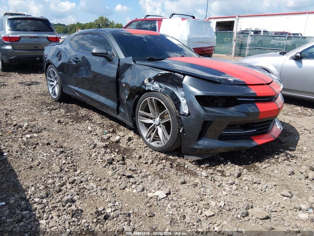 45961836 :رقم المزاد ، 1G1FB1RSXJ0118064 vin ، 2018 Chevrolet Camaro 1lt مزاد بيع