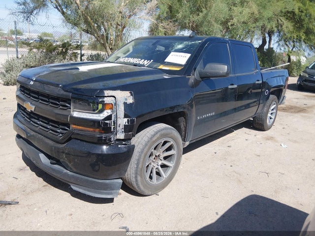 Chevrolet Silverado 1500 Custom 2018 3GCPCPEC2JG175994 Image 2