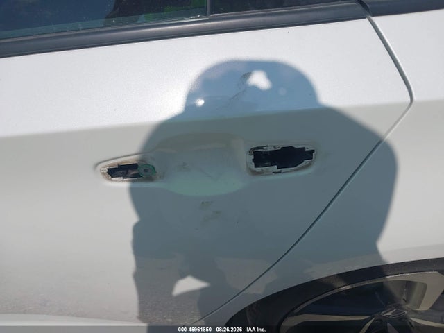 45961850 :رقم المزاد ، 1HGCV1F32NA066879 vin ، 2022 Honda Accord Sport مزاد بيع